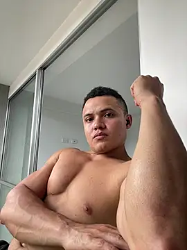 KingLevi01 online show from 15, 7, 2026
