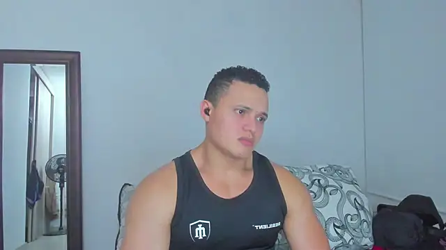 KingLevi01 online show from 3, 8, 2026