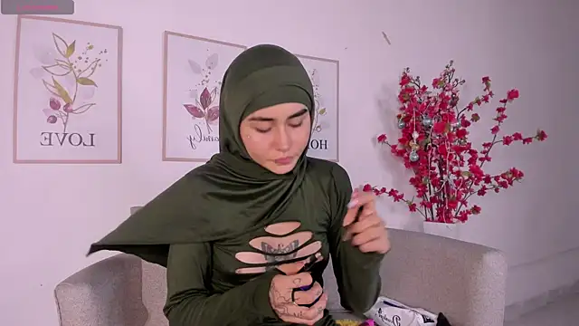 Snapshot of seraphine_arabic chatting on 25, 7, 2026 seraphine arabic online show from 25, 7, 2026