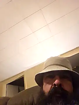 Snapshot of DaddyBadTouches chatting on 10, 9, 2025 DaddyBadTouches online show from 10, 9, 2025