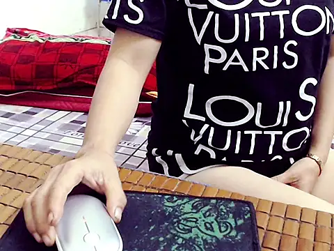 Ami 8x online show from 21, 10, 2025