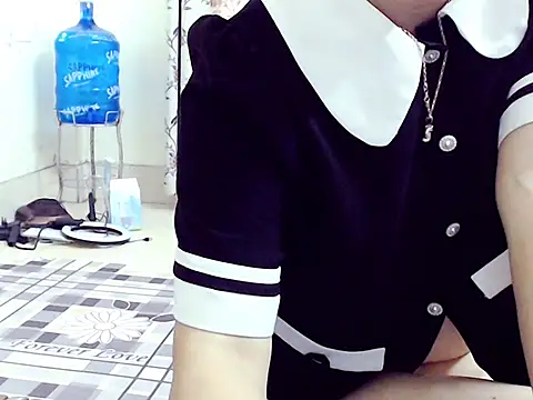 Ami 8x online show from 29, 10, 2025