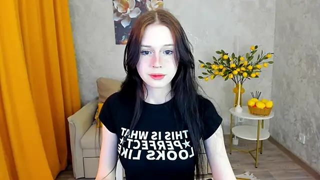 VioletHarme online show from 7, 4, 2026