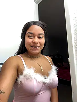 Snapshot of lanegra1102 chatting on 1, 11, 2025 lanegra1102 online show from 1, 11, 2025