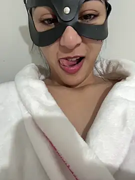 Indy black cat online show from 28, 6, 2026