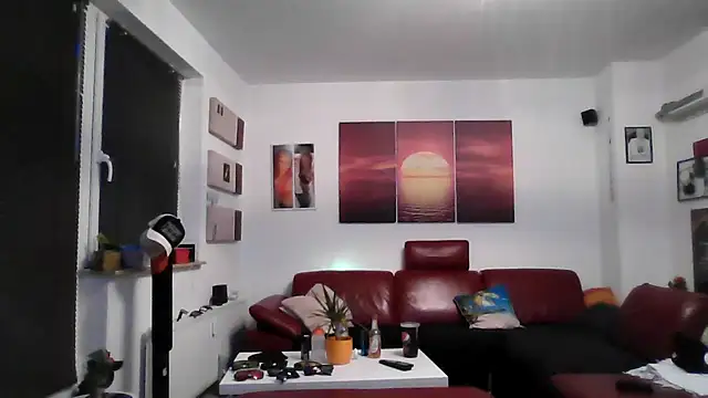 Snapshot of hellgirl1980 chatting on 28, 9, 2025 hellgirl1980 online show from 28, 9, 2025