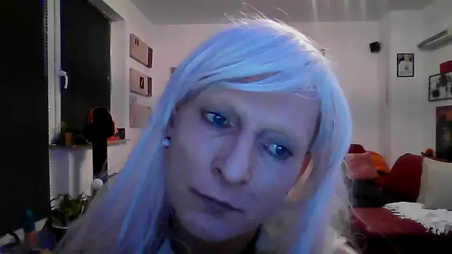 Snapshot of hellgirl1980 chatting on 4, 10, 2025 hellgirl1980 online show from 4, 10, 2025