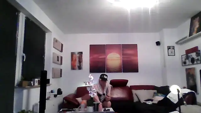 Snapshot of hellgirl1980 chatting on 7, 10, 2025 hellgirl1980 online show from 7, 10, 2025