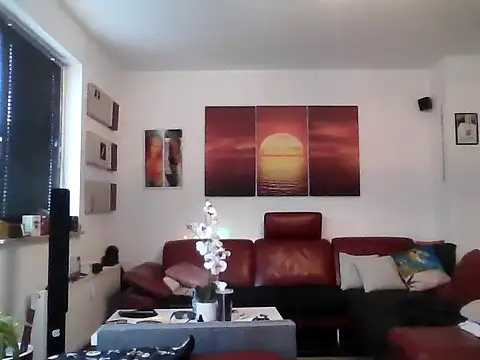 Snapshot of hellgirl1980 chatting on 7, 10, 2025 hellgirl1980 online show from 7, 10, 2025