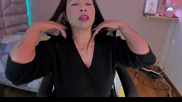 roselyn caprice online show from 18, 10, 2025