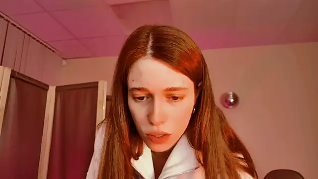 Yoka paradoXXX online show from 29, 4, 2026