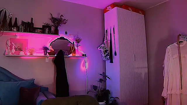 Yoka paradoXXX online show from 5, 5, 2026