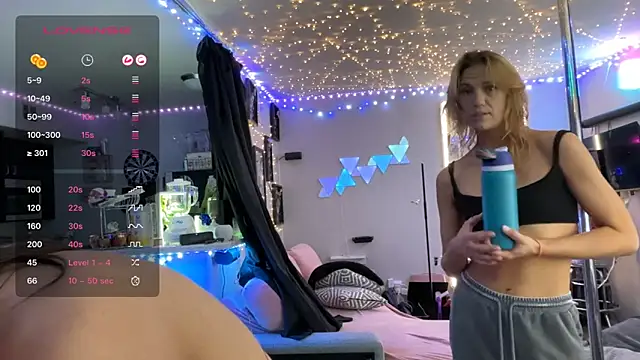 Snapshot of icy_pisces chatting on 17, 9, 2025 icy pisces online show from 17, 9, 2025