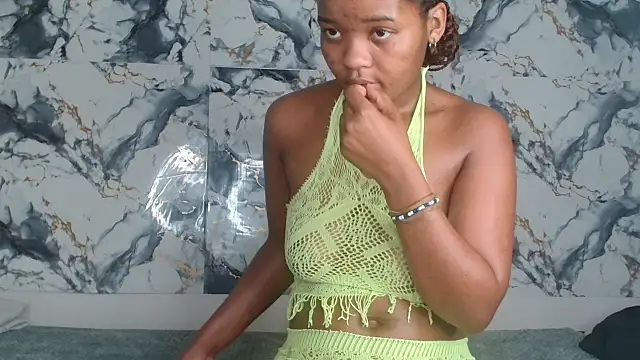 AshleyT255 online show from 28, 7, 2026