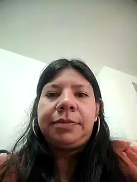 Snapshot of kinky_momm chatting on 30, 9, 2025 kinky momm online show from 30, 9, 2025