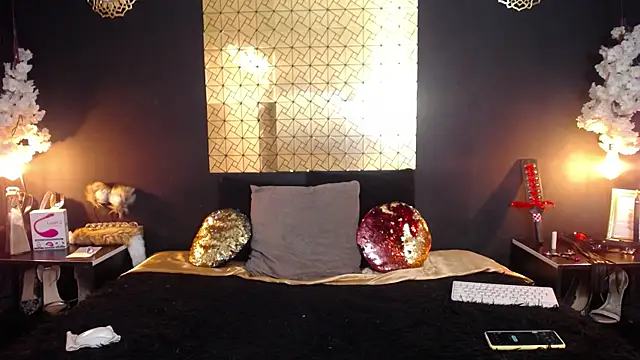 kinky momm online show from 29, 4, 2026