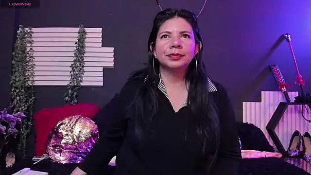 kinky momm online show from 17, 7, 2026