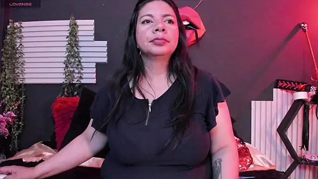 kinky momm online show from 29, 7, 2026