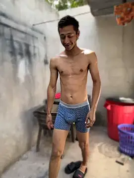 Boy hot- online show from 29, 7, 2026