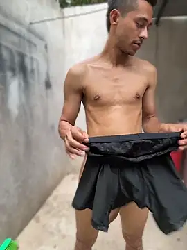 Boy hot- online show from 4, 8, 2026