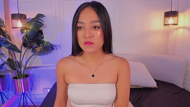 Dafne Hillss online show from 16, 10, 2025