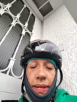 Shantey Laurent online show from 15, 1, 2026