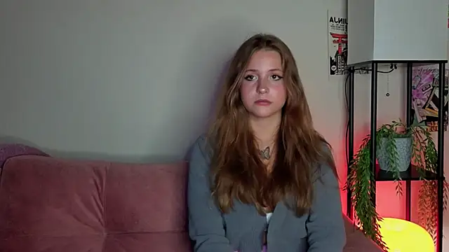 Snapshot of LoveSeekins chatting on 17, 9, 2025 LoveSeekins online show from 17, 9, 2025