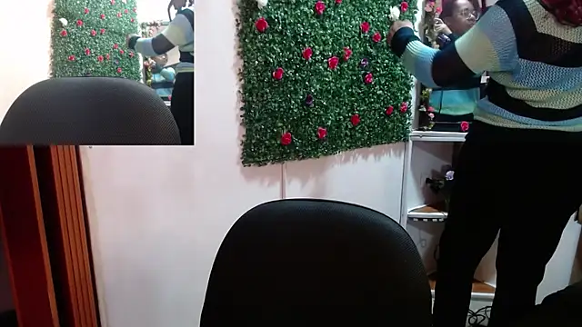 MIA  SPENCER online show from 12, 9, 2025