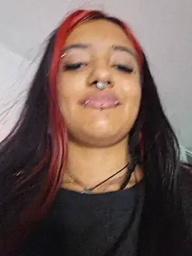 carolinerue online show from 6, 7, 2026
