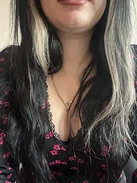 Molly-molly- online show from 7, 5, 2026