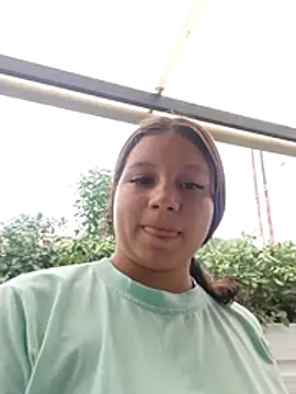 Snapshot of Shell_Latina chatting on 2, 12, 2025 Shell Latina online show from 2, 12, 2025