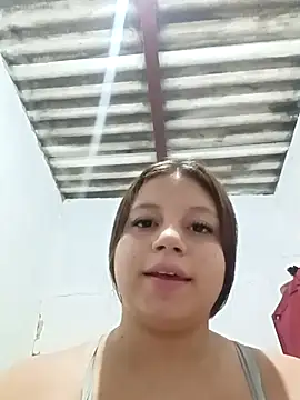 Snapshot of Shell_Latina chatting on 14, 12, 2025 Shell Latina online show from 14, 12, 2025