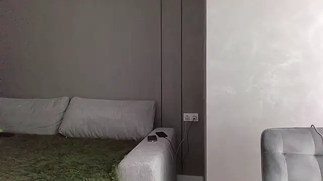 Snapshot of MrsAlice chatting on 24, 10, 2025 MrsAlice online show from 24, 10, 2025