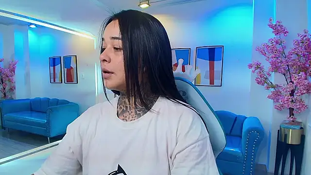 Black roseee online show from 18, 3, 2026