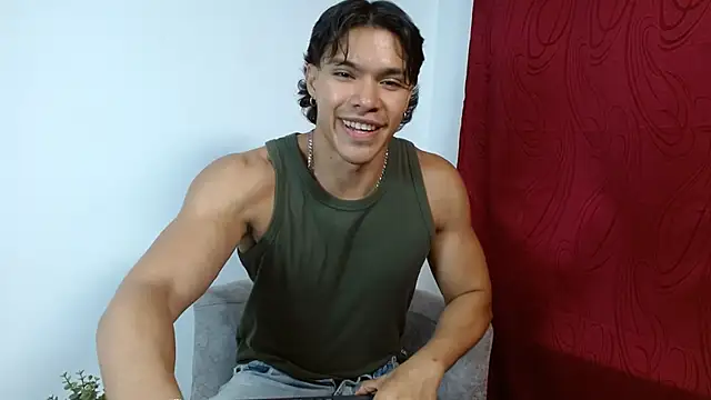 Snapshot of adriel_escalante chatting on 2, 10, 2025 adriel escalante online show from 2, 10, 2025