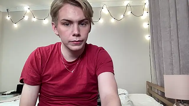 Snapshot of scottishtwink01 chatting on 16, 9, 2025 scottishtwink01 online show from 16, 9, 2025