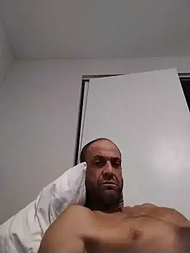 Snapshot of PeterHanglin chatting on 14, 7, 2026 PeterHanglin online show from 14, 7, 2026