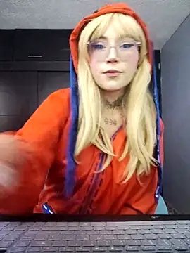 iriss cardenas online show from 9, 9, 2025