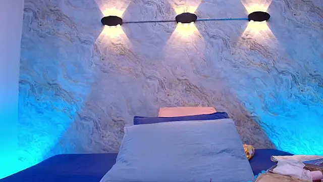 abbyrouss  online show from 1, 10, 2025