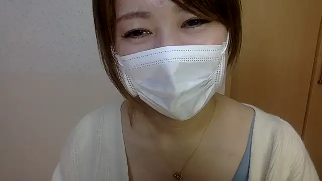 Snapshot of kitty_kyoto chatting on 7, 11, 2025 kitty kyoto online show from 7, 11, 2025
