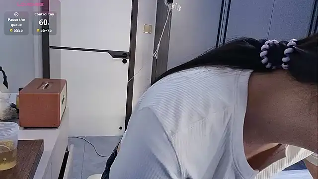 Snapshot of luckckcj chatting on 4, 10, 2025 luckckcj online show from 4, 10, 2025