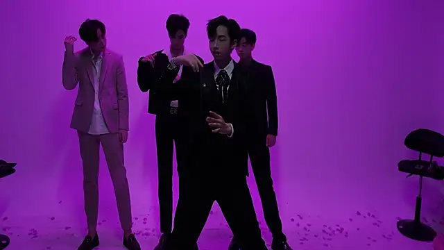 JL-sweetbaby1 online show from 1, 10, 2025