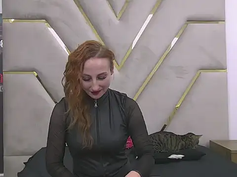 Snapshot of ClaraJason chatting on 4, 10, 2025 ClaraJason online show from 4, 10, 2025