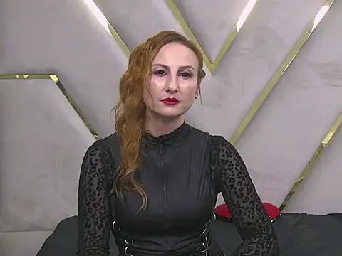 Snapshot of ClaraJason chatting on 8, 10, 2025 ClaraJason online show from 8, 10, 2025