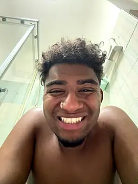 Snapshot of biggiecockn1gga22 chatting on 30, 9, 2025 biggiecockn1gga22 online show from 30, 9, 2025