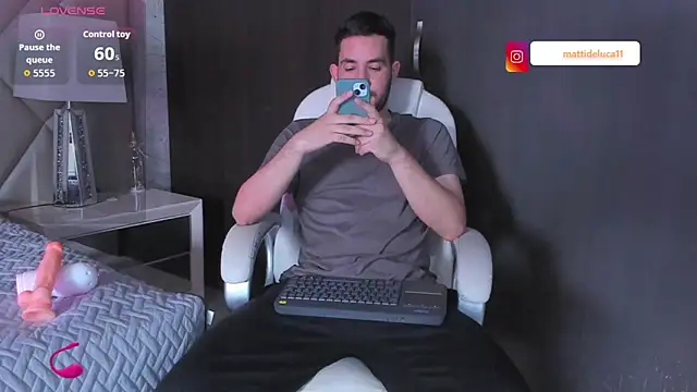 matti de lucaa online show from 15, 10, 2025