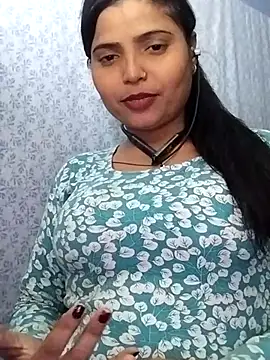Hot-Pooja25 online show from 8, 2, 2026