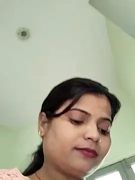 Hot-Pooja25 online show from 8, 4, 2026