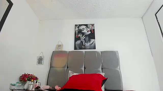Snapshot of Karol_wish chatting on 10, 7, 2026 Karol wish online show from 10, 7, 2026