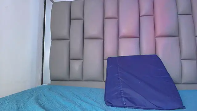 kissme luna online show from 19, 11, 2025